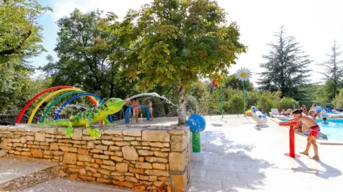 Camping Domaine de la Paille Basse - Soulliac, Dordogne, Frankrijk