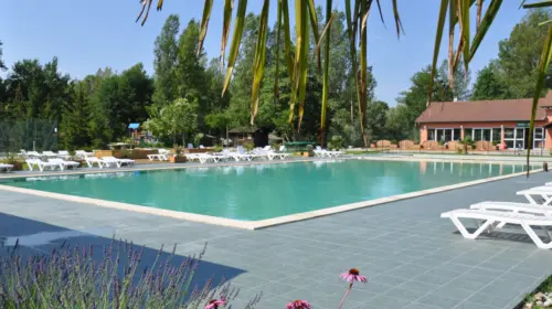 Camping Les 3 Lacs du Soleil - Trept, Rhône-Alpes, Frankrijk