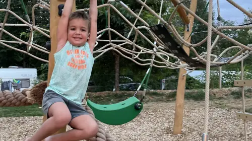 Camping Les Charmes - Saint-André-d'Allas, Dordogne, Frankrijk